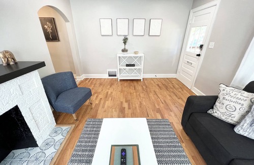 Wichita House | Fully Fenced Yard W/Basement Bedroom - Sleeps 7!