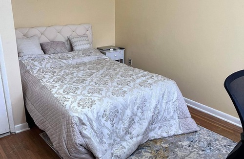 Mount Laurel House | Fully Furnished room in single family house