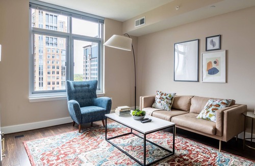 Reston Apartment | Fully-Furnished 2BR Apt in Reston + Parking