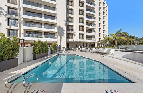 Balboa Peninsula Condo | Fully Furnished Executive Condo-Ocean Views, steps to Lido Village and the beach