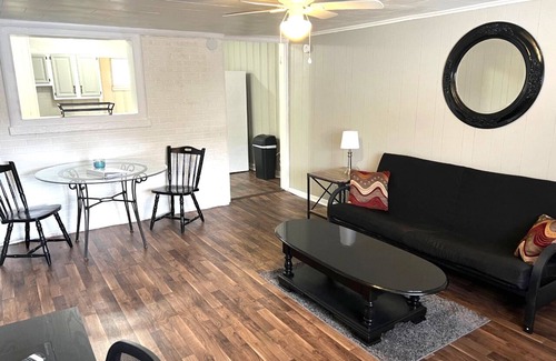 Bluewell Apartment | Fully Furnished Executive Rental Large 1-Bed 1-Bath Pets Allowed