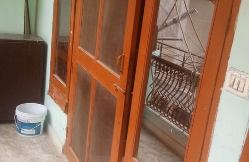 Mehrauli House | fully Furnished Independent and semi furnished Flat For Rent
