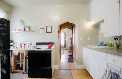 Minot Apartment | 🌞 Fully Furnished Kitchen + Laundry + Free Wi-Fi