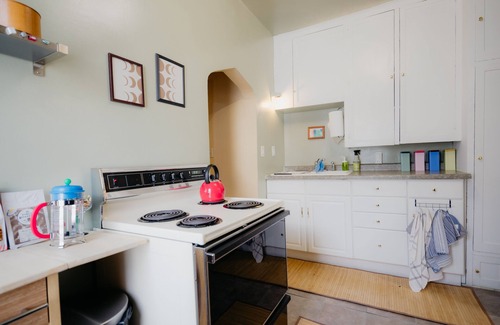 Minot Apartment | 🌞 Fully Furnished Kitchen + Laundry + Free Wi-Fi