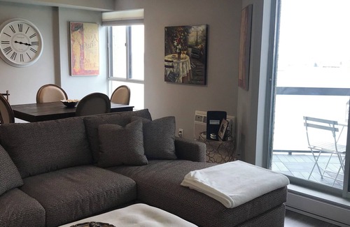 Sarnia Apartment | FULLY FURNISHED ONE BEDROOM CONDO - RIVER VIEW