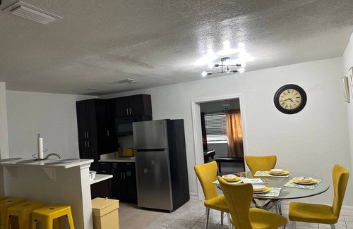 Oak Ridge House | Fully Furnished Orlando Family Vacation 3Br/2bath