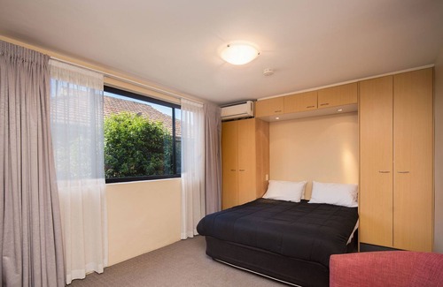 Drummoyne Apartment | Fully Furnished Studio in Drummoyne