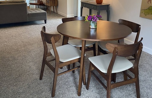 Franklin Condo | Fully furnished & updated condo - walk/bike to historic downtown Franklin