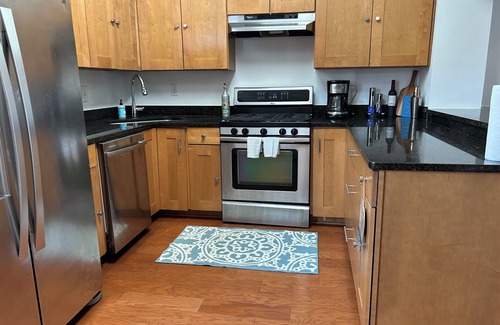 Upper Fells Point House | FULLY FURNISHED Walkers Paradise in Upper Fells Point
