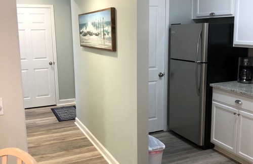Hilton Head Island Villa | Fully remodeled, block to beach. 2-story, first floor entry, park at front door