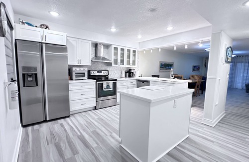 Cocoa Beach Condo | Fully Remodeled 2-Bedroom Condo with Open Layout and Luxury Master Suite