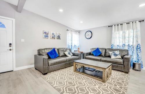 North Las Vegas House | Fully Remodeled, Landscaped, King Beds, Desk Space