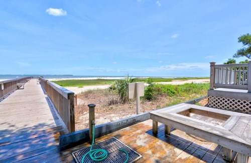 Palmetto Dunes Condo | Fully Renovated! Coastal Elegance &Tranquil Beach