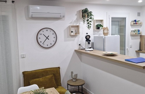 Boulouris-sur-Mer Apartment | Fully renovated 35 m2 studio 2 minutes from the beach.