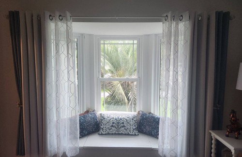 Fellowship House | Fully renovated, 4-bedroom 3.5 bath - 3 minutes to WEC in peaceful neighborhood