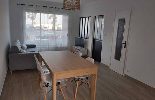 Saint-Cyprien Plage Apartment | Fully renovated apartment facing the sea. Close to all amenities