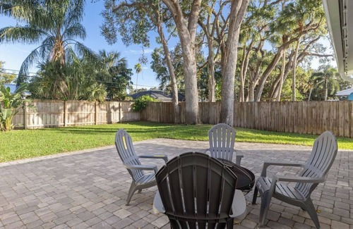 Vero Beach House | Fully Renovated Coastal Cottage