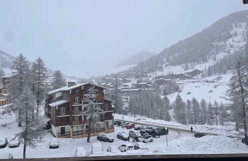 Allos Apartment | Fully renovated duplex apartment at the foot of the slopes.