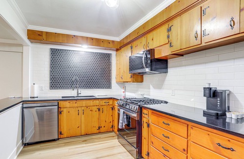 Hammond House | Fully Renovated Home ~ 1 Mi to Downtown Hammond!