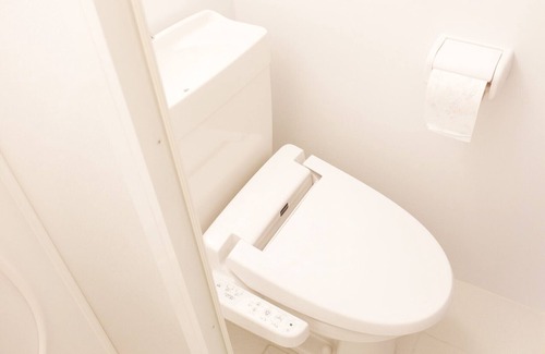 Nishijin Apartment | Fully renovated Nijo Castle, one detached house, two bathrooms each