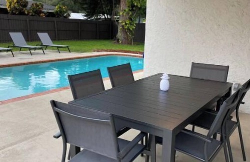 Alta Vista House | Fully Renovated Sarasota Home with Backyard Oasisn