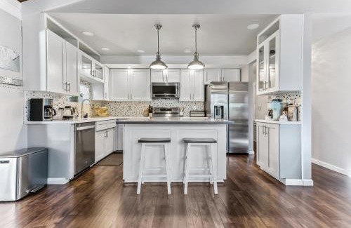 North Fork House | Fully-Stocked, Pet-friendly, Relaxing Home Near Yosemite and Bass Lake