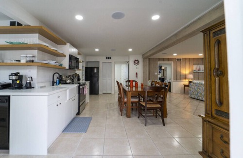 Anglers Park House | Fully updated Keys home with pool