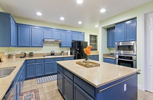 Antioch House | FUN 5BD SPACIOUS HOME—INDOOR MOVIE THEATRE, POOL TABLE, BBQ, FIRE PIT, GAMES+
