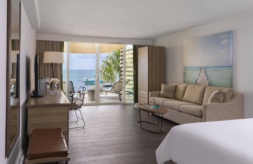 Islamorada Hotel | Fun and Sun in Islamorada! Free Parking, Swimming Pool, Pet-friendly Property!