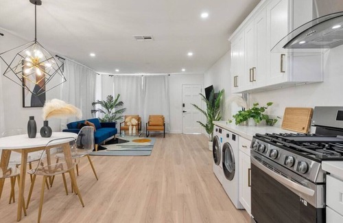 Alhambra House | Fun City Escape15mins2DowntownLA