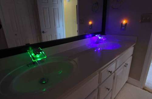 Brentwood House | FUN COUNTRY in the MuSiC CiTy BRENTWOOD