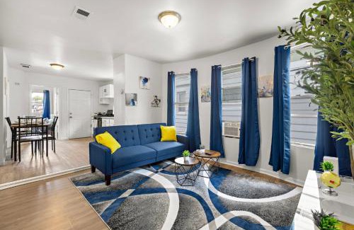 Weequahic Apartment | Fun Family getaway - NYC & NWK w free parking