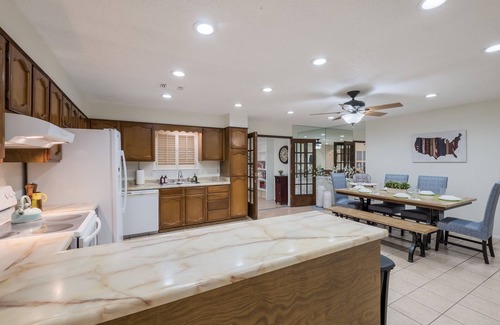 Pipers Meadow House | Fun🤩Family Getaway LacklandAFB🐬SeaWorld🚩Six Flags🚩