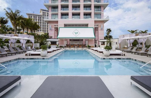 Nassau Hotel | Fun Family Stay | Ocean View Unit, Pools, Bar, Dining, Water Park, Pet-Friendly!