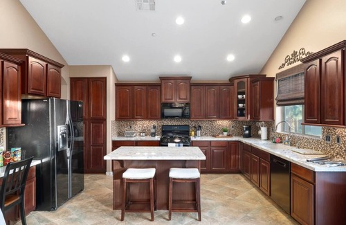 Rio Paseo House | Fun-Filled Family Stay: Pool, Spa & EV Charger