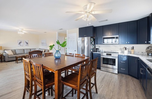 Southpointe House | Fun for All at Turtle Crawl! Great House w/PRIVATE POOL! 1 min. walk to Beach!