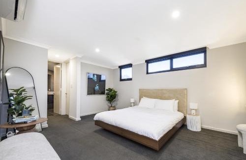 Leederville Apartment | Fun for Families Location, Cinema, Games, Wifi