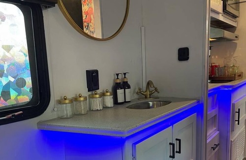 Ludlam House | Fun Glamping in Miami! Close to Everything!