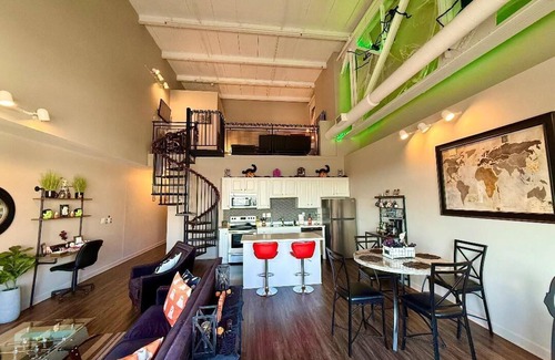 Sandusky Condo | Fun Halloween Getaway Downtown By Cedar Point Sports Force Kalahari! Halloween Vibes Enjoy A One Of A Kind Experience!