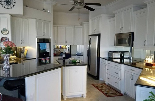 Edgewater House | Fun House 6 bedroom waterfront home - pool & dock