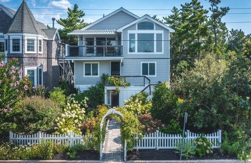 Cape May Point House | Fun in the sun at your ocean view retreat in Cape May Point, New Jersey.