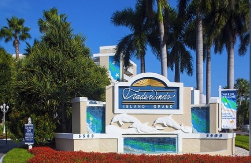 St. Pete Beach Resort | Fun in the Sun at Tradewinds Island Grand