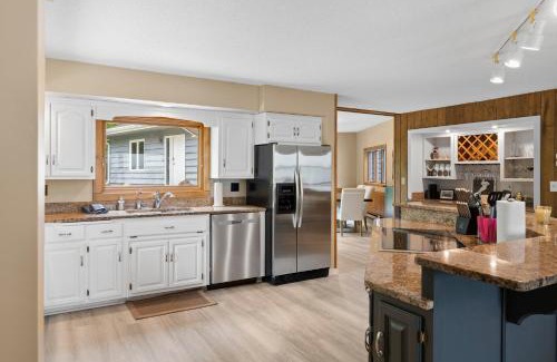 East Gull Lake House | Fun on Floan Point