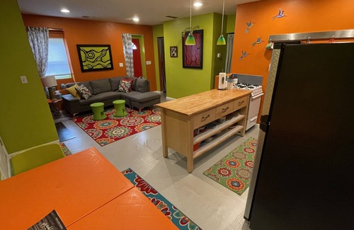 Miller Beach Cottage | Fun w/Loft! Beach ~Nature Trails ~Grill~ Firepit ~Indiana Dunes National Park