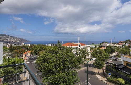 Sao Martinho Apartment | Funchal holidays, sea view - Barreiros III