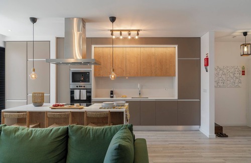 Sao Pedro Apartment | Funchal, with pool - Uptown 13 apartment