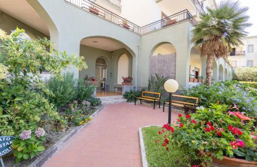 Quartiere XXIV Don Bosco Apartment | Fundera Mare Apartment
