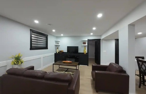 Southeast Calgary House | Furnished 2-Bedroom Suite |Best Calgary Location| Near Bow River, Golf, Stampede