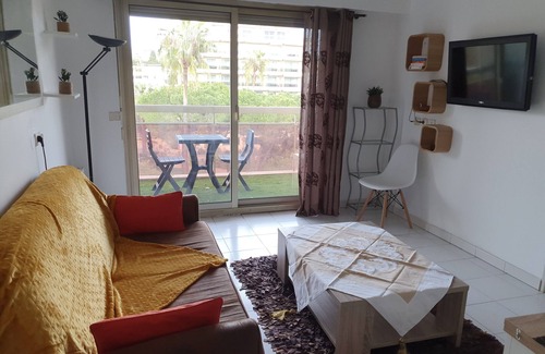 Juan-les-Pins Apartment | Furnished 2-room apartment in the center of JUAN LES PINS with private parking.