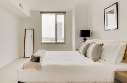 McLean Apartment | Furnished 2BR with Easy Access to DC